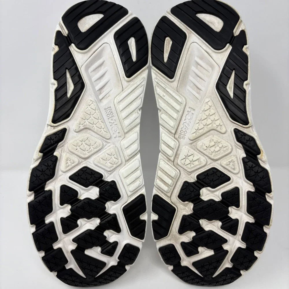 Hoka Arahi 6 Womens Size 12 Grey White Athletic Running Shoes (1123195 NCRG)